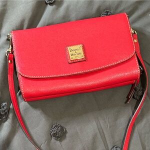 Red Dooney & Bourke Sling Wallet Purse